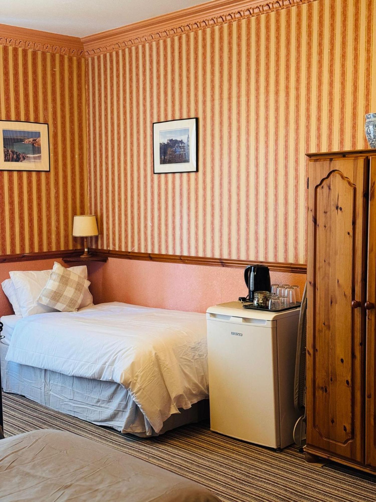 Edinburgh Travel Guest House Zewnętrze zdjęcie